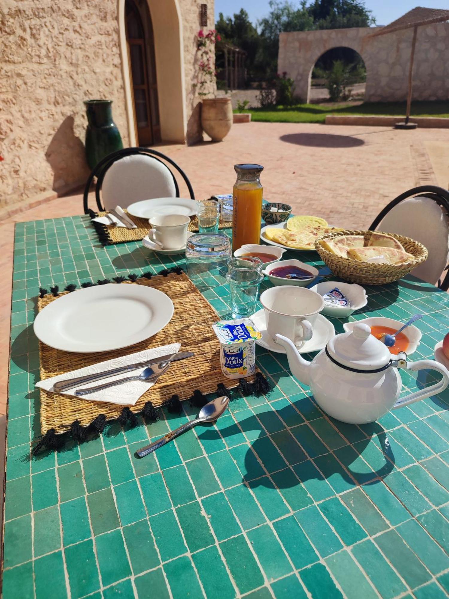 Riad Bini-Ddik Essaouira Buitenkant foto